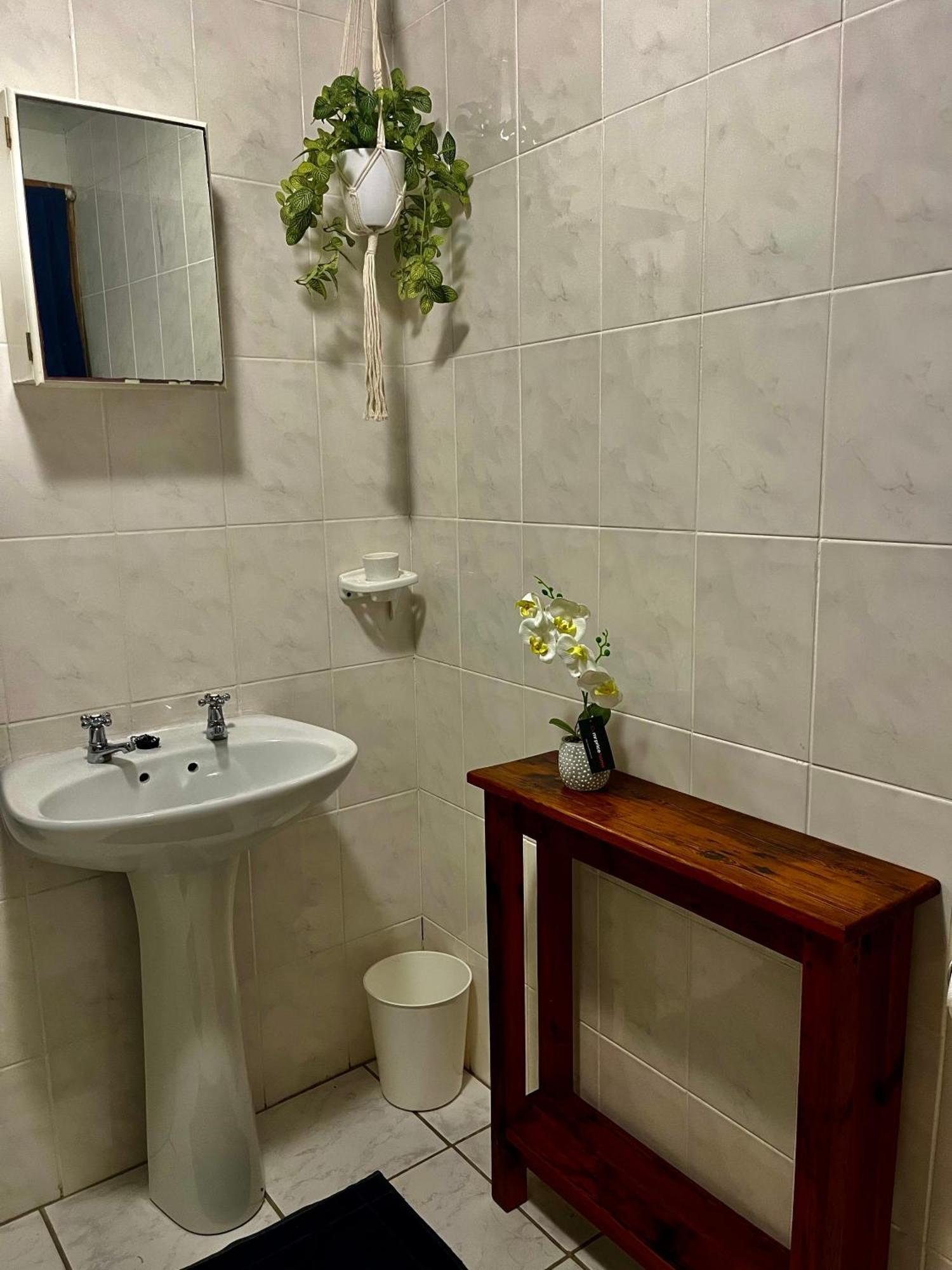 Glen House Apartment Брентън-он-Сий Екстериор снимка
