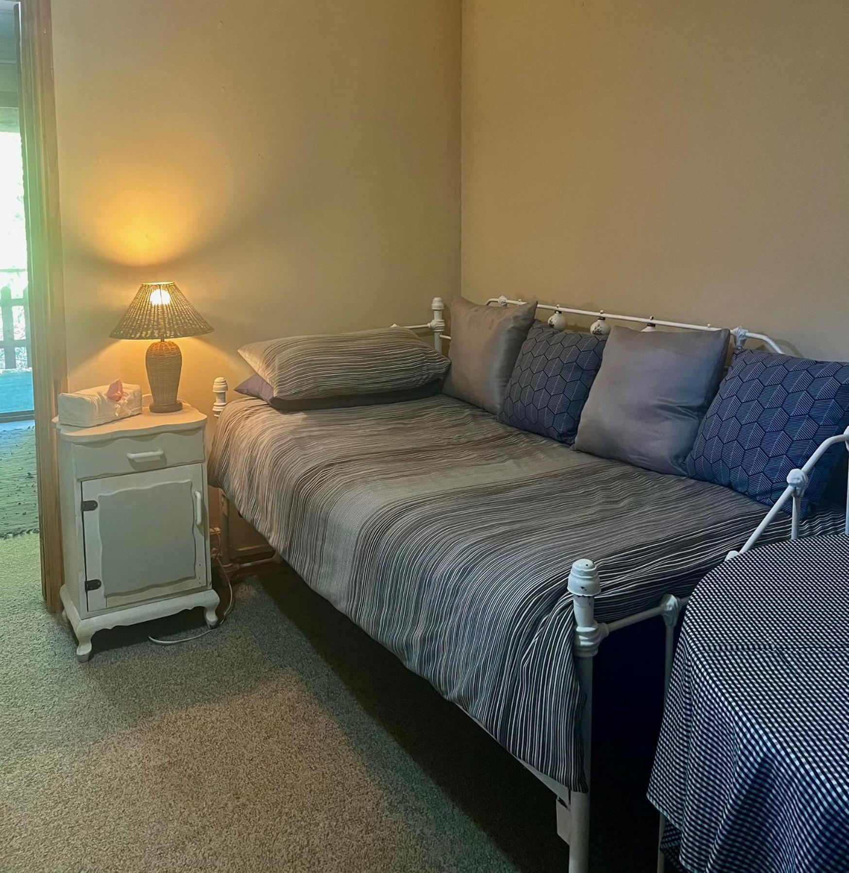 Glen House Apartment Брентън-он-Сий Екстериор снимка